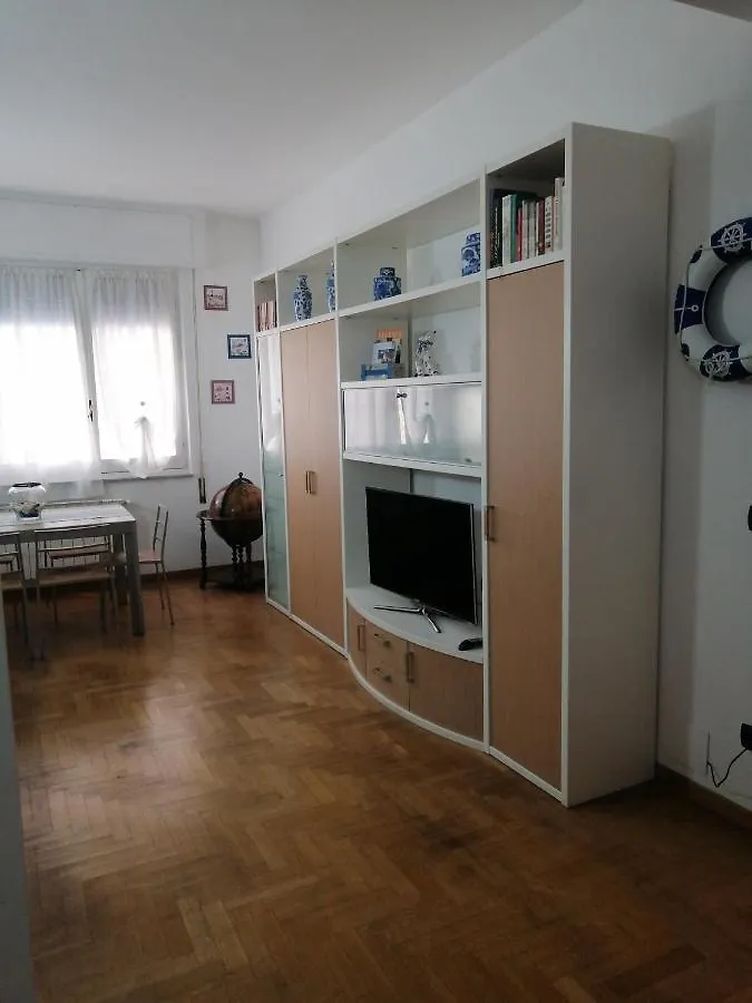 Chiaralice/Home: 10 Min Mare - 5 Min Centro Chiavari 0*,