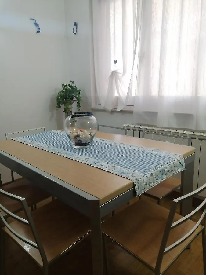 Chiaralice/Home: 10 Min Mare - 5 Min Centro Chiavari Italia